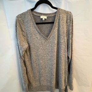 Lucky Brand Heathered Gray V-Neck Sweater ⚡️